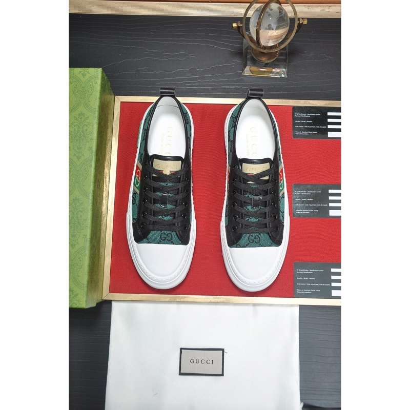 G*u*i casual shoes